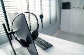 Trabajar como teleoperadora los fines de semana